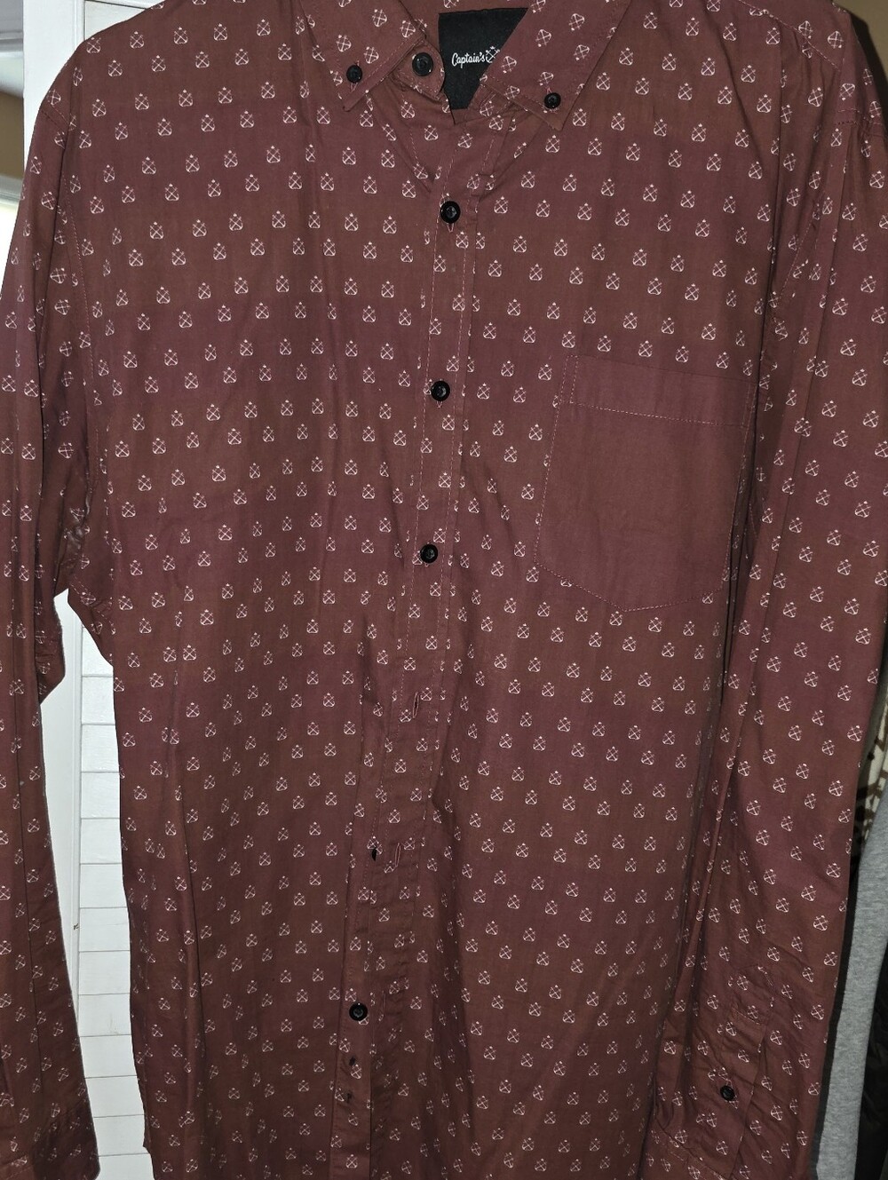 Captain’s Club Men’s Burgundy Anchor Print Button-Down Shirt – Size L